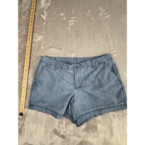 Magellan Outdoors Shorts Blue Chambray Short Pockets Women's Size 8